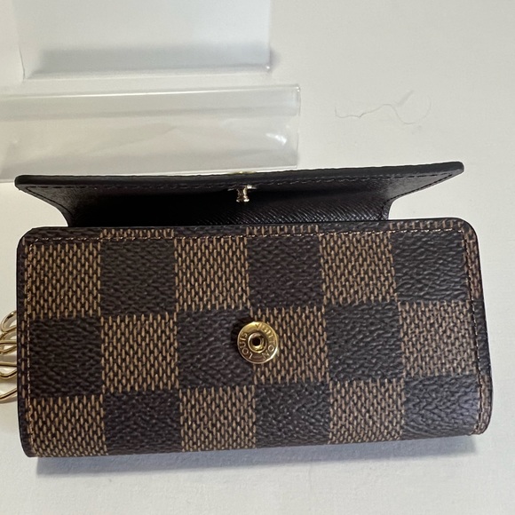 Authentic 6 Key holders damier - Picture 6 of 6